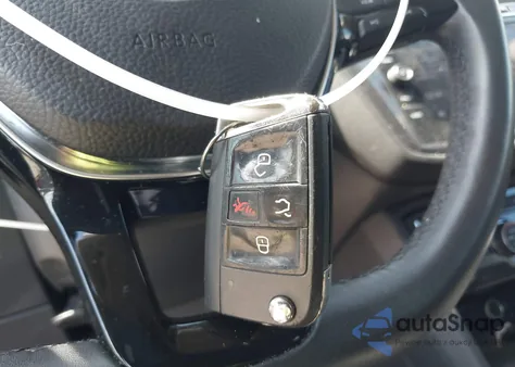 2020 Volkswagen Tiguan 2.0T Se/2.0T Se R-Line Black/2.0T Sel z USA, uszkodzony, nr VIN 3VV2B7AX2LM128959